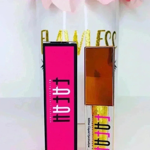 ✨ 1 Glitter Liquid Eyeshadow (Cruelty Free & Vegan 🌱) - Picture 6 of 16